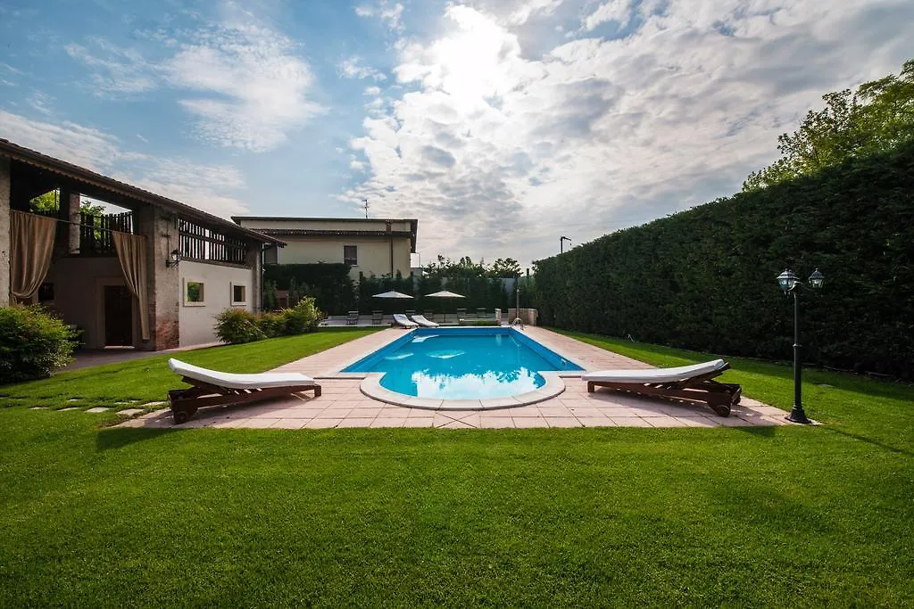 Residence Ca Di Capri Bussolengo Italy