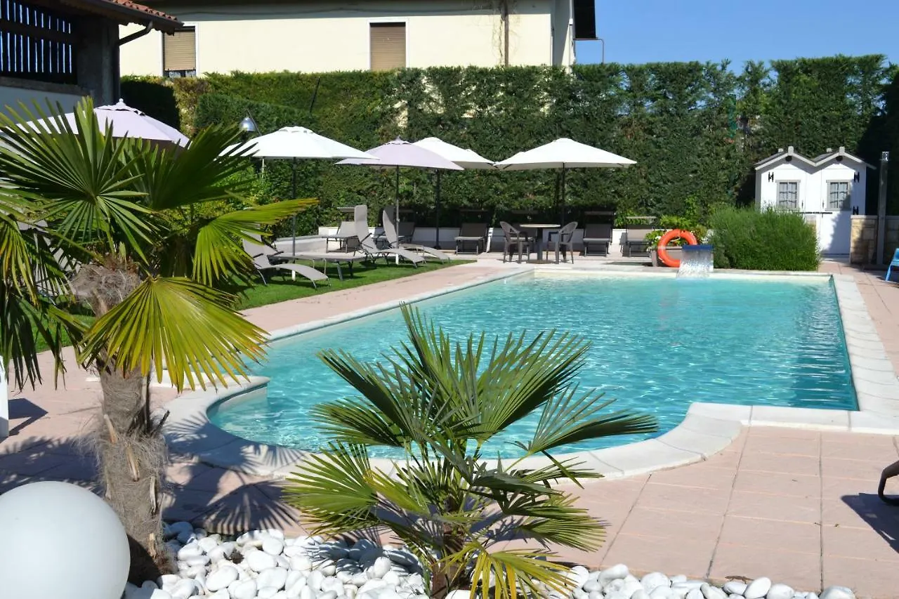 Residence Ca Di Capri Bussolengo 3*,  Italy